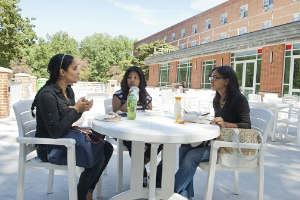 ELSニューヨーク・リバーデールの校舎は大学キャンパス内に立地しています。