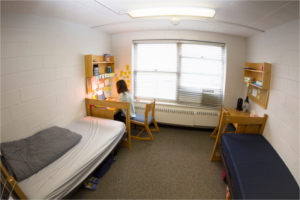 学生寮の部屋