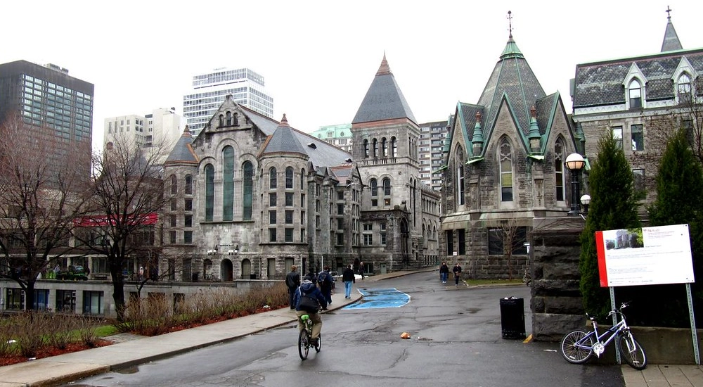 モントリオールへ1年間留学する場合の費用感 | 留学スクエア