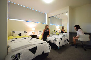 緑豊かなキャンパスで交流も