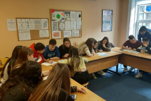 レッスンを受ける生徒