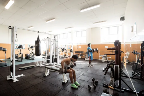 オークランド インスティチュート オブ スタディーズのジム