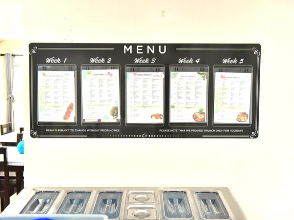 スターゲートの食堂の献立掲示