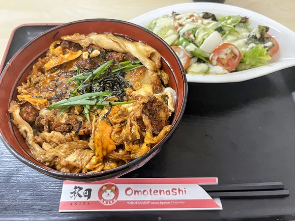 ターゲットのカフェの食事例