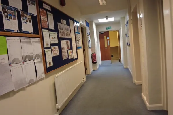 ビートランゲージセンターの廊下