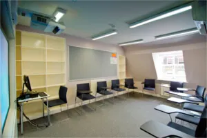 スタッフォードハウス・ロンドン空き教室