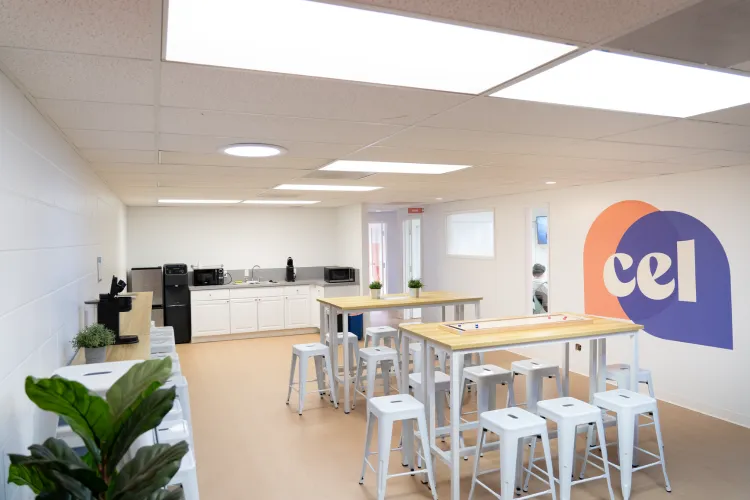 CELサンディエゴ教師もしっかりケアして指導