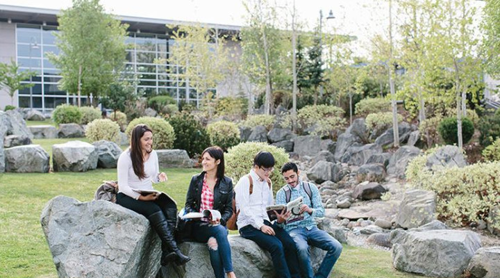 カプラン・ハイラインカレッジはシアトルの語学学校です。